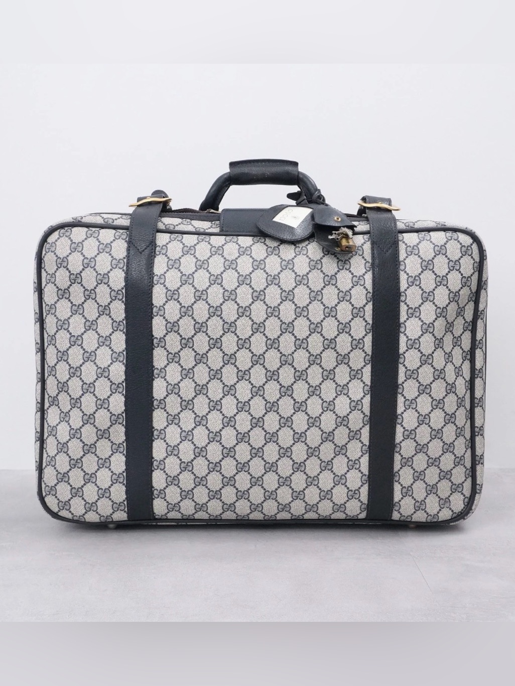 Gucci Vintage Gg Supreme Monogram Suitcase Travel Bag Navy